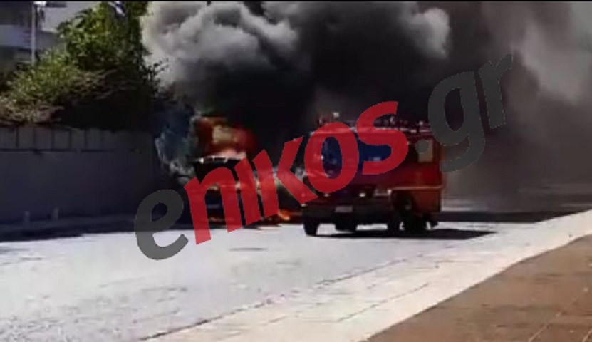 Αυτοκίνητο “λαμπάδιασε” στον Κηφισό – ΒΙΝΤΕΟ αναγνώστη