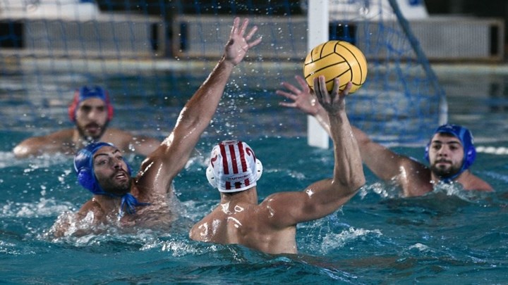 Τραγωδία στην Πάτρα: 43χρονος πολίστας πέθανε την ώρα της προπόνησης – ΦΩΤΟ