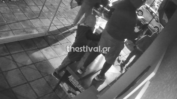 Θεσσαλονίκη: Συμμορία διαρρηκτών “χτύπησε” κατάστημα στον Εύοσμο – ΒΙΝΤΕΟ