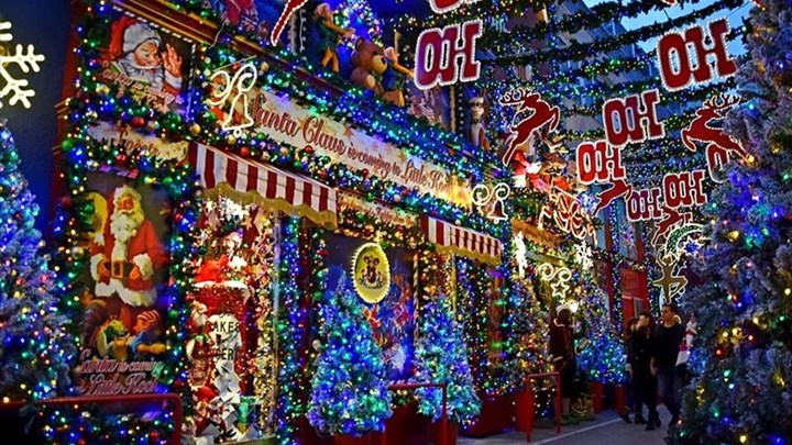 Lockdown: Δεν πρόλαβαν να ανοίξουν και κλείνουν τα μαγαζιά με τα Χριστουγεννιάτικα