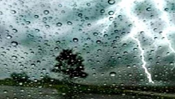 Βροχές και ισχυροί άνεμοι σήμερα – Πού θα είναι έντονα τα φαινόμενα
