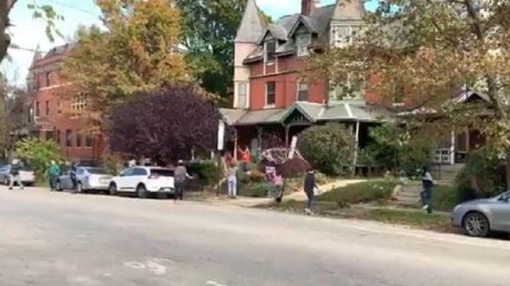 Εκλογές ΗΠΑ: Στη Φιλαδέλφεια χορεύουν στους δρόμους για τον Μπάιντεν – ΒΙΝΤΕΟ