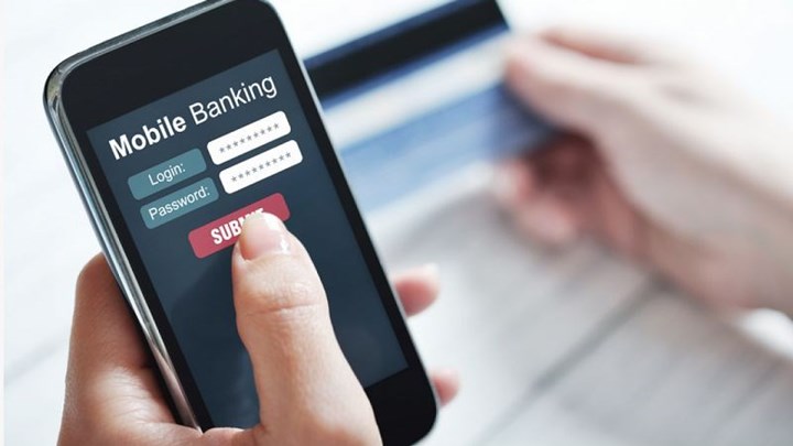Μεγάλη απάτη – Πώς “σήκωσαν” 185 χιλιάδες από λογαριασμούς μέσω e-banking