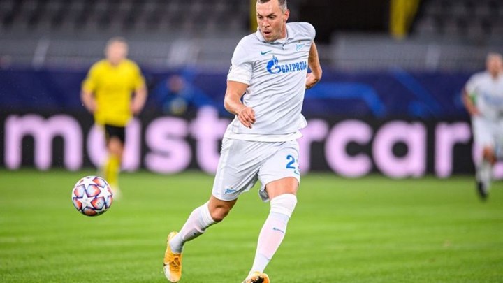 Εθνική Ρωσίας: “Κόπηκε” ο αρχηγός, μετά τη διαρροή… προσωπικών στιγμών