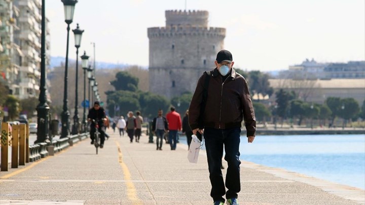 Κορονοϊός: Στο 32% η θετικότητα στη Θεσσαλονίκη – Σχέδιο έκτακτης ανάγκης από το υπουργείο Υγείας