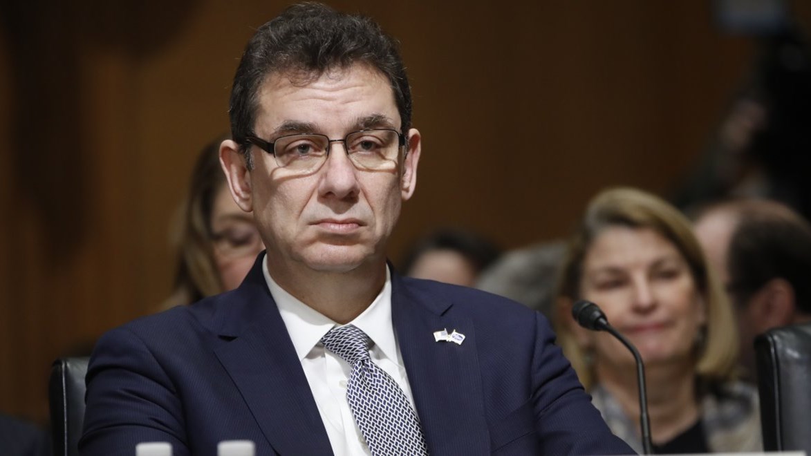 Πεθερός του Μπουρλά: Λέω στην κόρη μου να μας στείλει μια σακούλα εμβόλια για την παρέα – ΒΙΝΤΕΟ