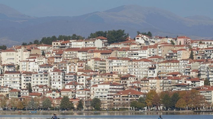 Συναγερμός στην Καστοριά: Θετικοί στον κορονοϊό εργαζόμενοι σε φάρμες μινκ