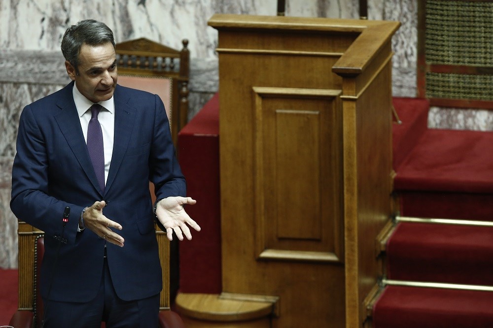 Κόντρα Μητσοτάκη-Βαρουφάκη στη Βουλή: Η φράση που εκνεύρισε τον πρωθυπουργό – ΒΙΝΤΕΟ