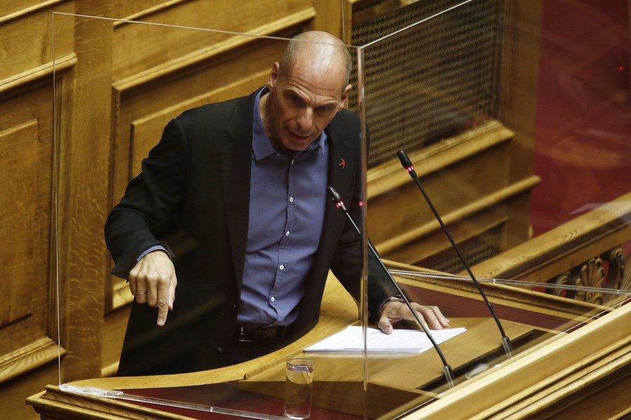 Βαρουφάκης: Επιλέγετε την πόλωση επειδή χάσατε τον έλεγχο – ΒΙΝΤΕΟ