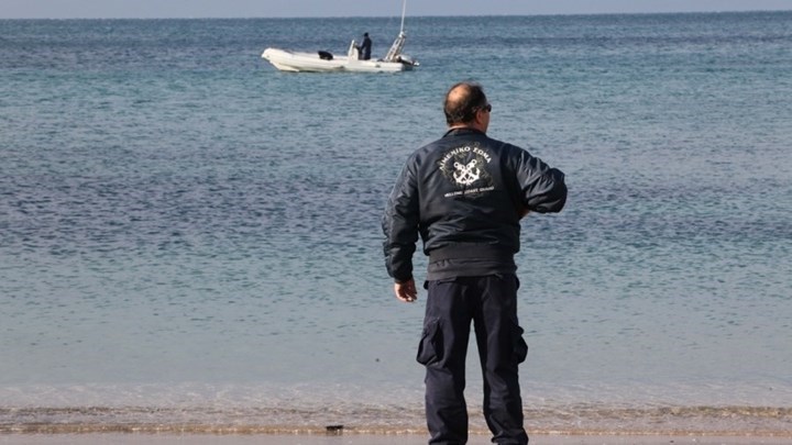 Κορονοϊός-Λευκάδα: Θετικοί στον κορονοϊό επτά από τους μετανάστες που εντοπίστηκαν σε σκάφος