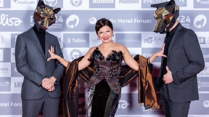 Η Κουλίεβα… έκλεψε παράσταση στην Τελετή Έναρξης του Tallinn Black Nights Film Festival