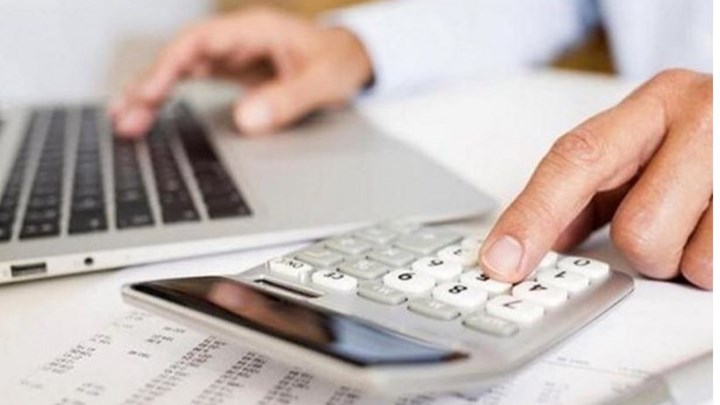 Πώς θα ρυθμιστούν οι ασφαλιστικές οφειλές 800.000 μισθωτών, ελεύθερων επαγγελματιών και αγροτών