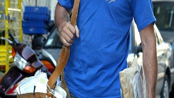 Lockdown: Μέχρι τι ώρα λειτουργούν ταχυδρομεία και κούριερ