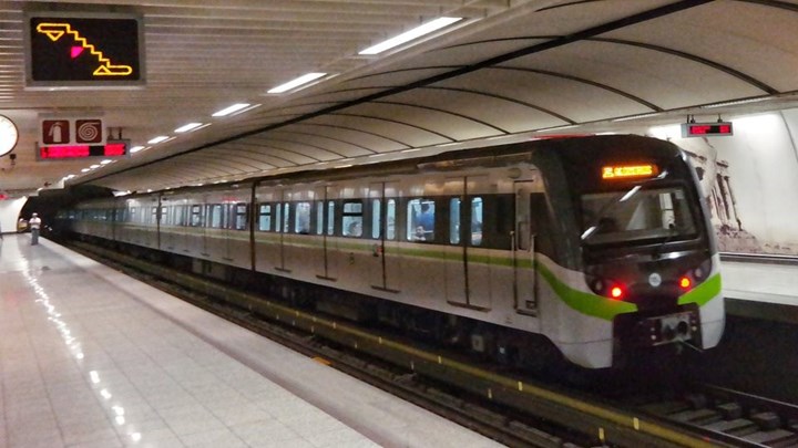 Πολυτεχνείο: Έκλεισαν νωρίτερα πέντε σταθμοί του μετρό