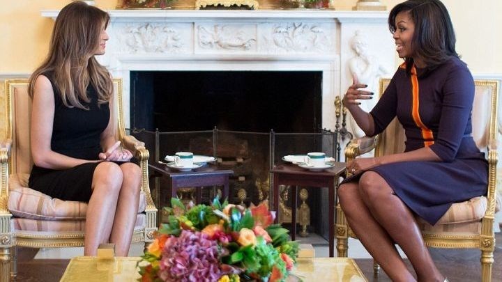 Μισέλ Ομπάμα για Μελάνια Τραμπ: Άφησα τον θυμό μου στην άκρη και την καλωσόρισα στον Λευκό Οίκο