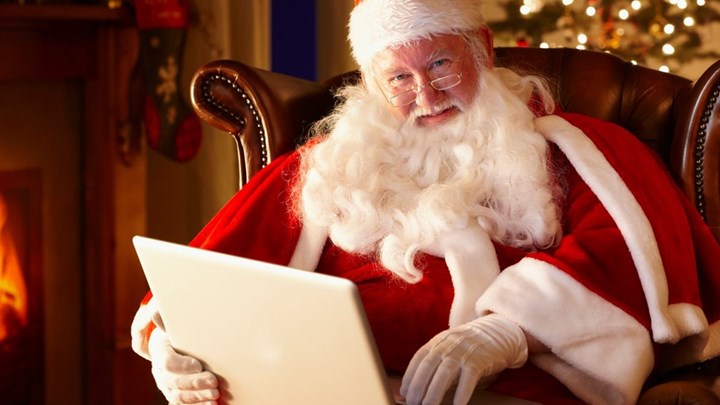 Χριστούγεννα στην εποχή του κορονοϊού: Βιντεοκλήση στον Άγιο Βασίλη και κάλαντα μέσω zoom