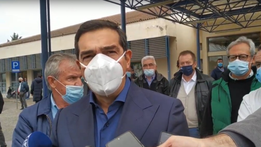 Τσίπρας από Λάρισα: Να ανοίξουν ιδιωτικά νοσηλευτήρια και το Στρατιωτικό Νοσοκομείο για covid περιστατικά