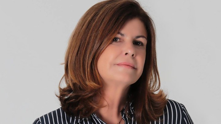 Έβερτ: Την παραίτησή της ζητούν “Ανοιχτή Πόλη” και “Λαϊκή Συσπείρωση” για τις “κατσαρίδες” και τα “τρωκτικά”