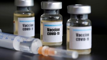 Εμβόλιο Οξφόρδης: Πριν από τα Χριστούγεννα τα αποτελέσματα των δοκιμών του τελικού σταδίου