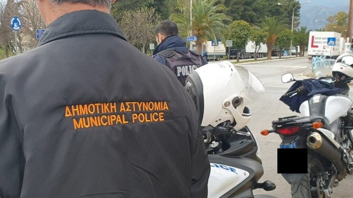 Κορονοϊός-Θεσσαλονίκη: Θετικοί εννέα δημοτικοί αστυνομικοί