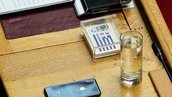 Προϋπολογισμός 2021: Ύφεση 10,5% φέτος και ανάπτυξη 4,8% το 2021 – Κατατέθηκε στη Βουλή