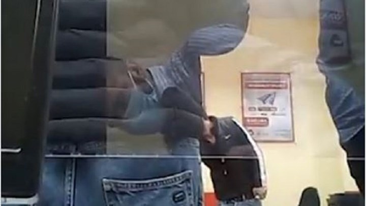 Ομηρία στην Τιφλίδα – ΒΙΝΤΕΟ μέσα από τα γραφεία όπου υπάλληλοι κρατούνται όμηροι