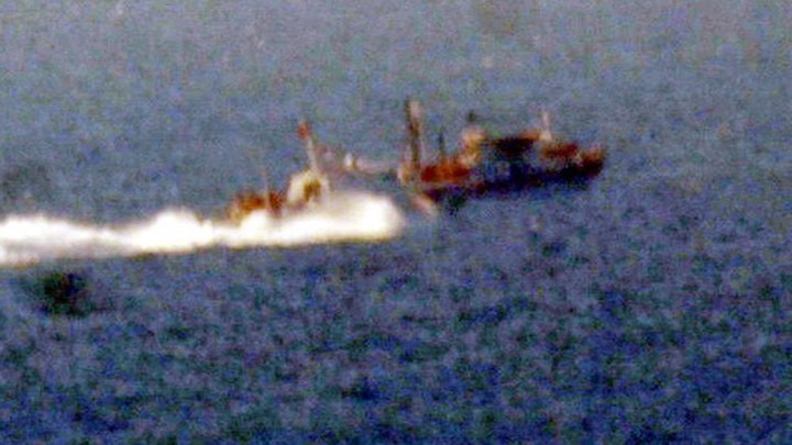 Τουρκικά ΜΜΕ: Έστησαν σκηνικό έντασης γύρω από τα Ίμια με Έλληνες ψαράδες – ΒΙΝΤΕΟ