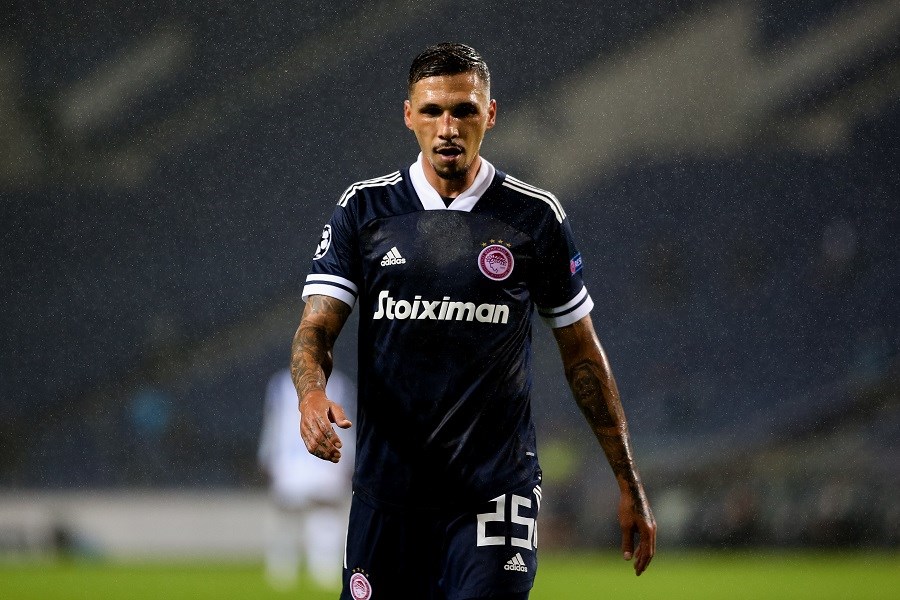 Ολυμπιακός: Εκτός Χολέμπας και Βινάγκρε – Χωρίς αριστερό μπακ στο «αιώνιο» ντέρμπι