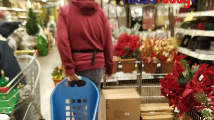 Κατερίνη: Άνοιξαν καταστήματα παρά το lockdown – Το κόλπο για να ψωνίζουν κρυφά οι πελάτες – ΦΩΤΟ