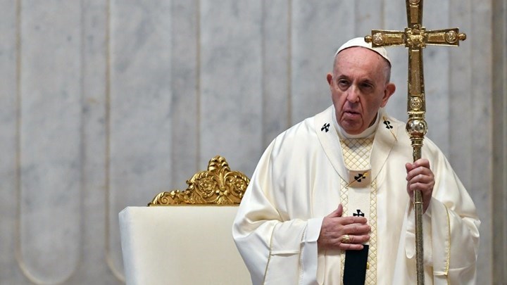 Η συγκλονιστική εξομολόγηση του Πάπα Φραγκίσκου: Αγκάλιασα τη μητέρα μου και τη ρώτησα αν θα πέθαινα