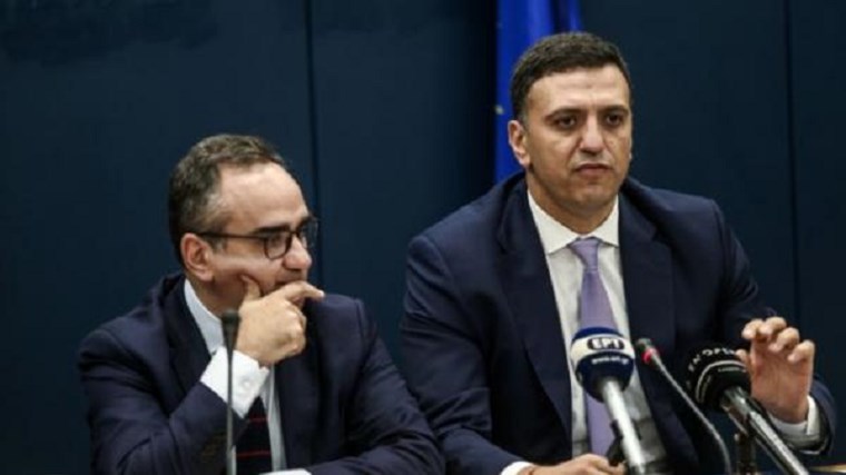 Έρευνα: Το 64,2% θα κάνει το εμβόλιο – Κικίλιας-Κοντοζαμάνης καλύτεροι στη διαχείριση της κρίσης από Ξανθό-Πολάκη