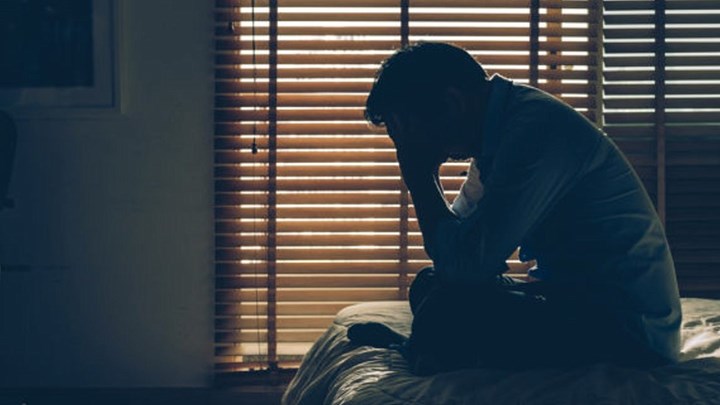 Lockdown: Οι άνθρωποι “πεινούν” για παρέα όπως για το φαγητό – Τι έδειξε έρευνα