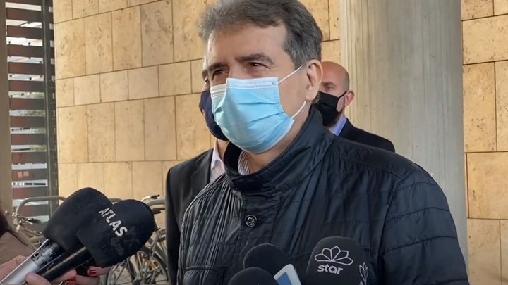 Χρυσοχοΐδης: Υπάρχουν γιορτές τον Νοέμβριο, ας τις κάνουμε τηλεφωνικά ή μέσω skype