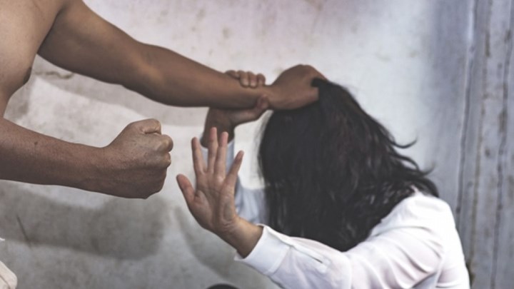 Έκθεση-σοκ για την ενδοοικογενειακή βία – Τετραπλασιάστηκαν οι καταγγελίες την τελευταία 10ετία