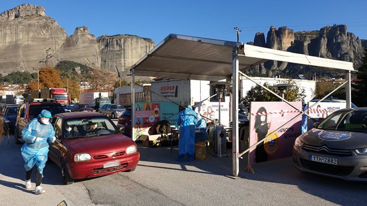 Κορονοϊός – Καλαμπάκα: Ουρές για να κάνουν rapid test