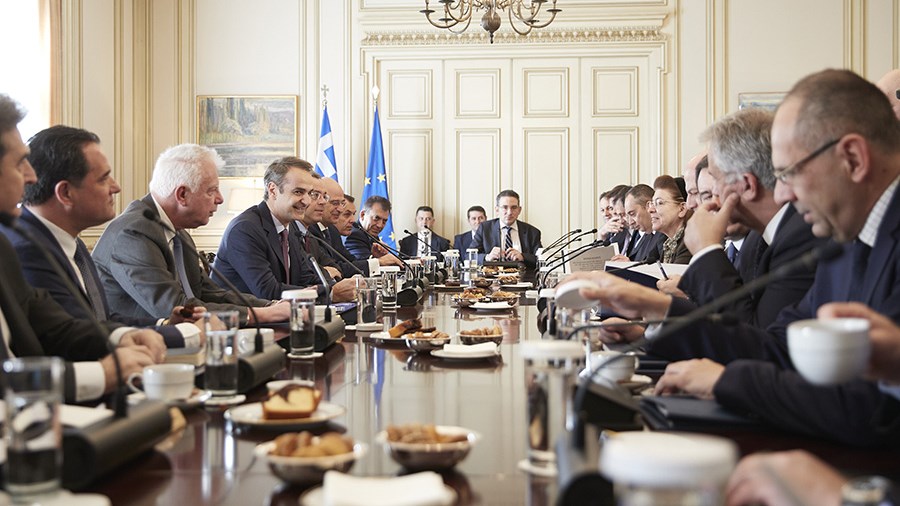 Δημοσκόπηση Metron Analysis: Αυτοί είναι οι πιο δημοφιλείς υπουργοί της κυβέρνησης