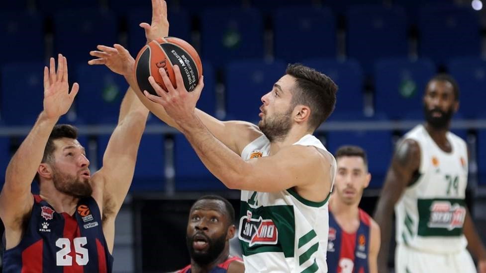 Παναθηναϊκός-Μπάγερν 18-13 (10′)