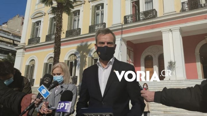 Ζέρβας σε Μητσοτάκη: Να μείνουν κλειστά τα σχολεία μέχρι τα Χριστούγεννα – ΒΙΝΤΕΟ