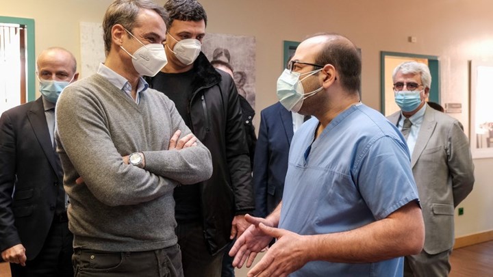 Μητσοτάκης: Χριστούγεννα με την οικογένειά μας ή έστω ακόμη μία – Θα είναι διαφορετικά φέτος