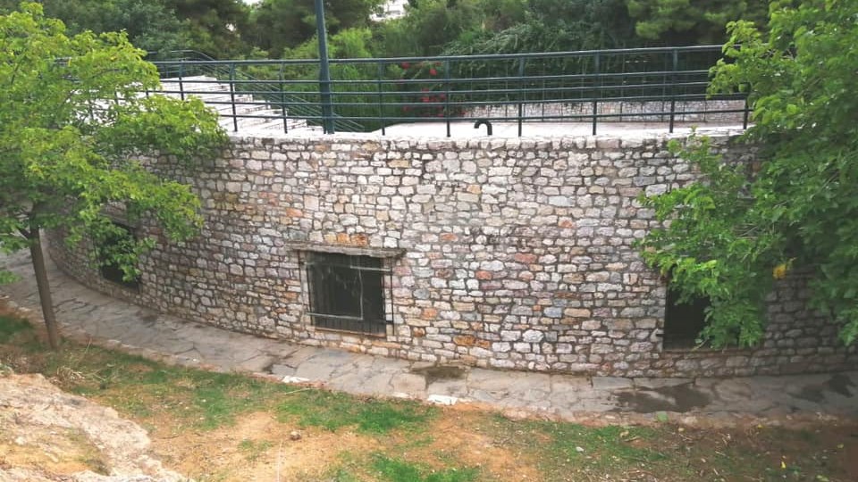 Δήμος Αθηναίων: Καθάρισε δημόσιους χώρους από γκράφιτι