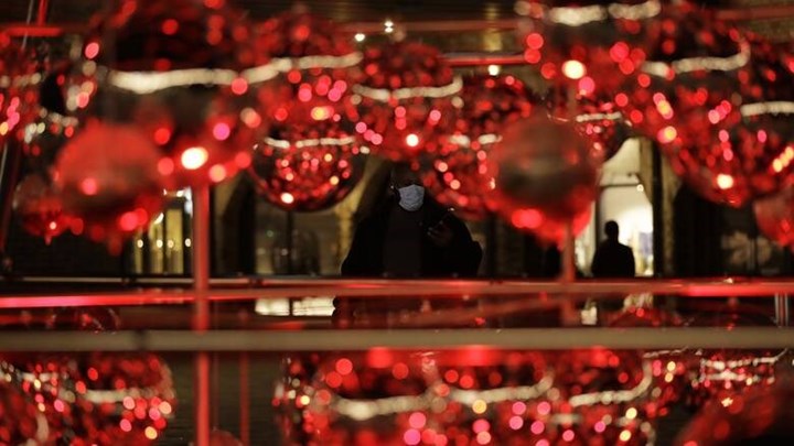 Lockdown: Τα σενάρια για τα Χριστούγεννα – Πότε θα χαλαρώσουν τα μέτρα, ο γρίφος της εστίασης