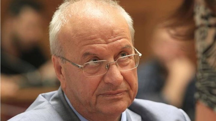 Κορονοϊός: Διασωληνωμένος στη ΜΕΘ του “Σωτηρία” ο Λεωνίδας Γρηγοράκος