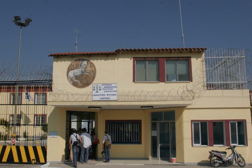 Συναγερμός στις Φυλακές Λάρισας: 86 συνολικά κρούσματα μεταξύ των κρατουμένων – ΒΙΝΤΕΟ