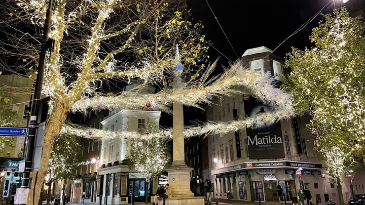 Χριστούγεννα στα χρόνια της πανδημίας: Πώς θα τα γιορτάσουν φέτος οι Ευρωπαίοι