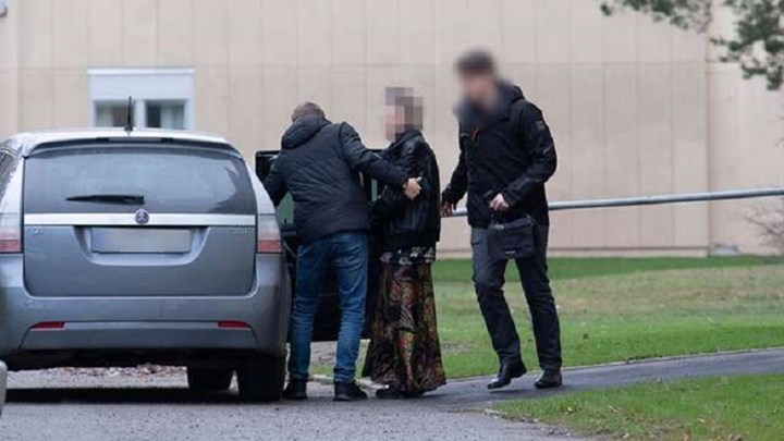 Σοκάρει η υπόθεση «Κωσταλέξι» στη Σουηδία – Κρατούσε αιχμάλωτο τον γιο της για 28 χρόνια