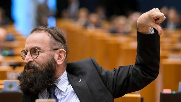 Βρυξέλλες: Αυτός είναι ο ευρωβουλευτής που συμμετείχε στο πάρτι με σεξ και ναρκωτικά