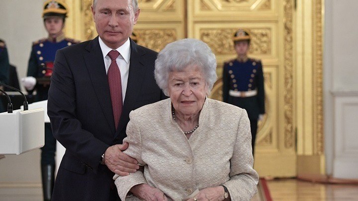 Κορονοϊός: Σε ηλικία 99 ετών πέθανε η εμβληματική πρόεδρος του κρατικού Μουσείου Πούσκιν