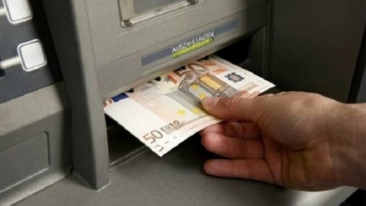 Επίδομα 800 ευρώ: Νέα πληρωμή σήμερα – Ποιους αφορά