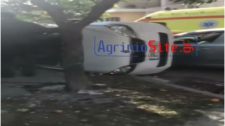 Μεσολόγγι: Σοβαρό τροχαίο για μπασκετμπολίστα – Διακομίστηκε προληπτικά στο νοσοκομείο – ΒΙΝΤΕΟ