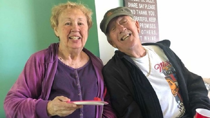 Κορονοϊός: Μαζί στη ζωή μαζί και στον θάνατο – Πέθαναν με διαφορά δευτερολέπτων έπειτα από 47 χρόνια γάμου